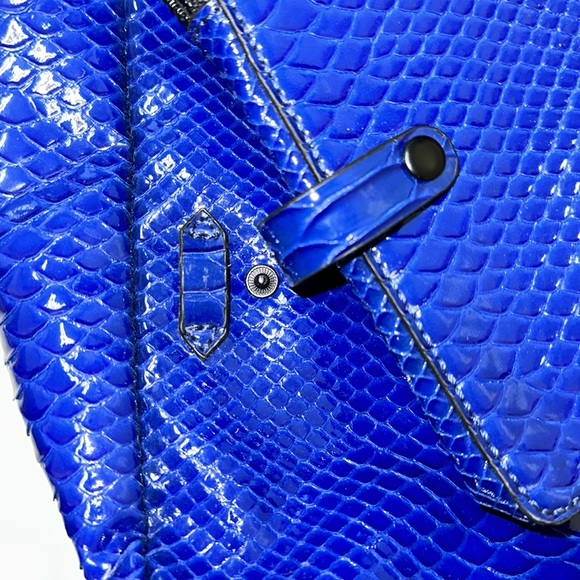 Kendall & Kylie Backpack With Accessories - Picture 9 of 14